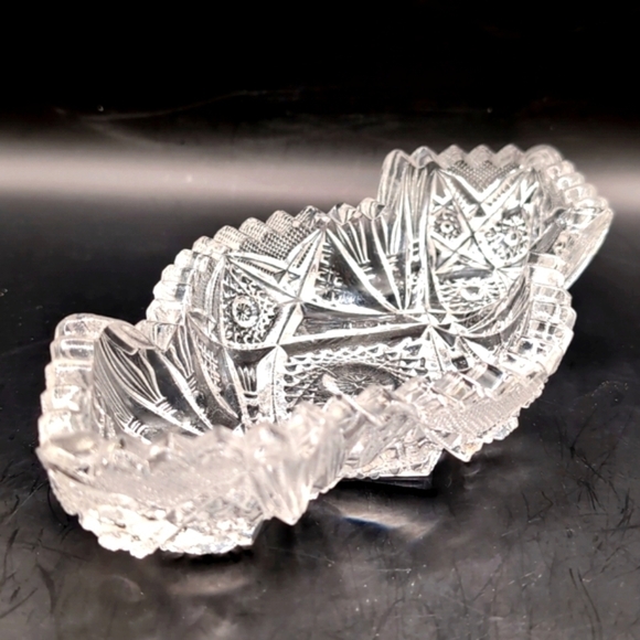 Vintage EAPG Imperial Glass Nucut Pattern #564 Oblong Pressed Glass Relish Dish - Picture 3 of 14